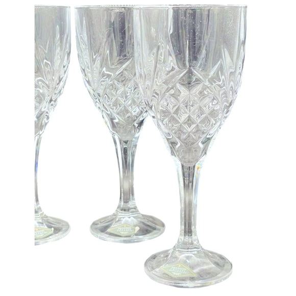 Set of 4 Godinger Dublin Glass Goblets - Perfect for Wine Lovers! - Picture 11 of 16